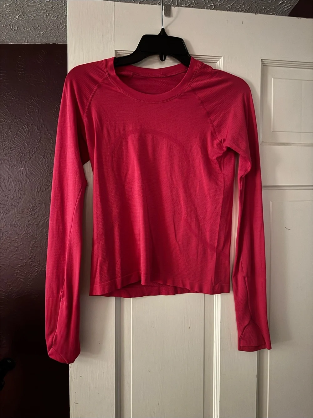 Lululemon swiftly tech Women’s Long-Sleeve Performance Top - magenta